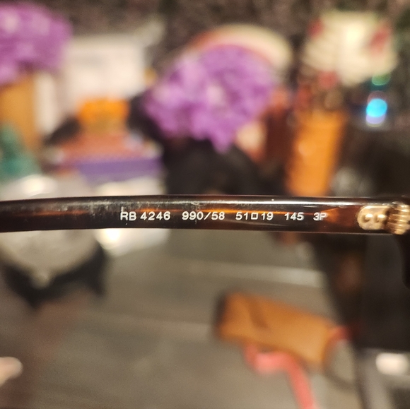 Ray-Ban BROKEN Lense* Tortoise Shell Sunglasses W/ Protective Case - Picture 8 of 9